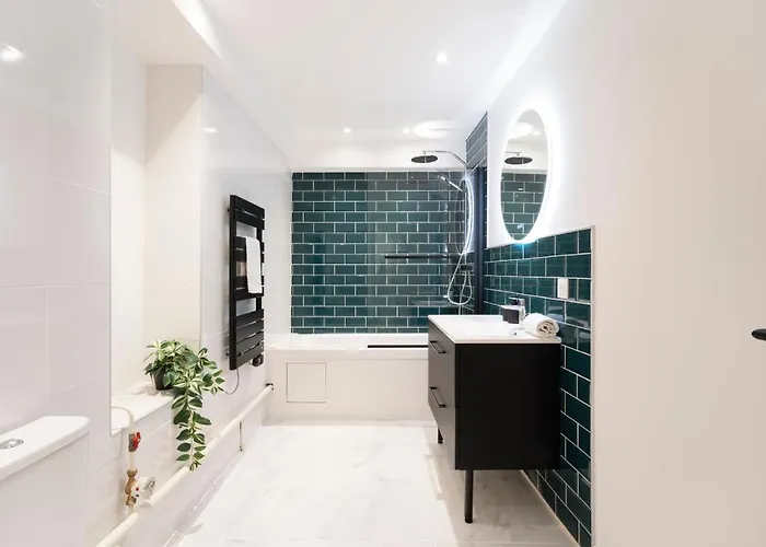 Sur La Seille 公寓 *